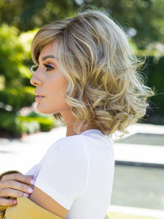 Brave The Wave | Layered Blonde Lace Front Straight Short Black Brunette Wigs - wigglytuff.net